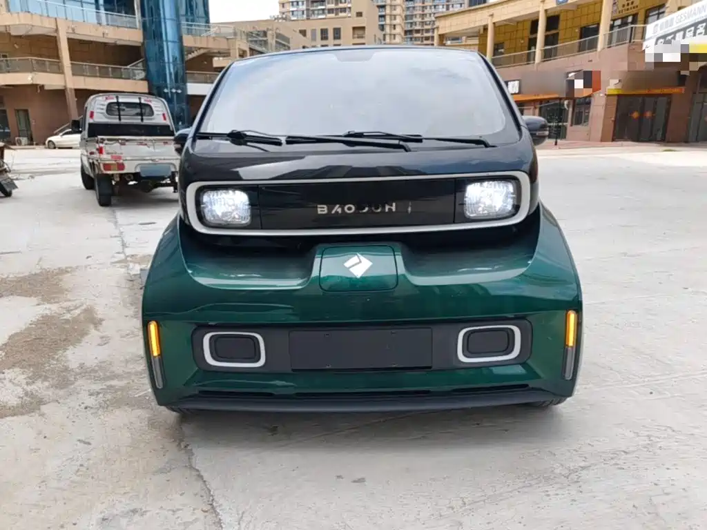 Baojun KiWi EV 2024 2022 Designer Lite NMC