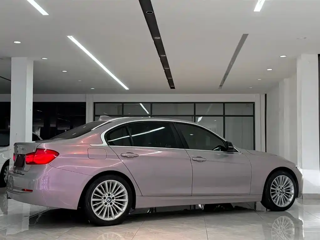 BMW 3 Series 2018 320Li Fashion Style фото 9