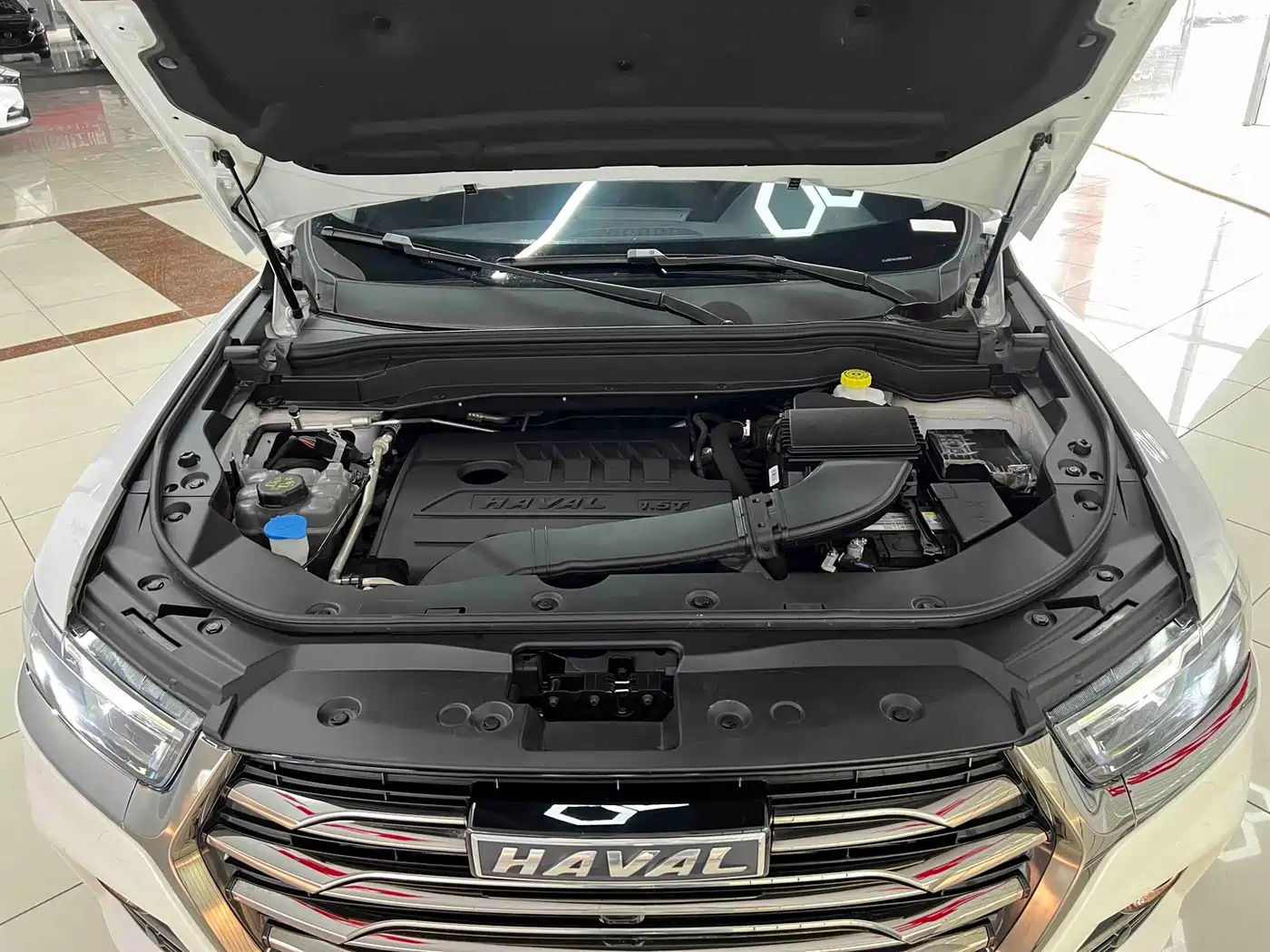 Photo 23 - Haval H6