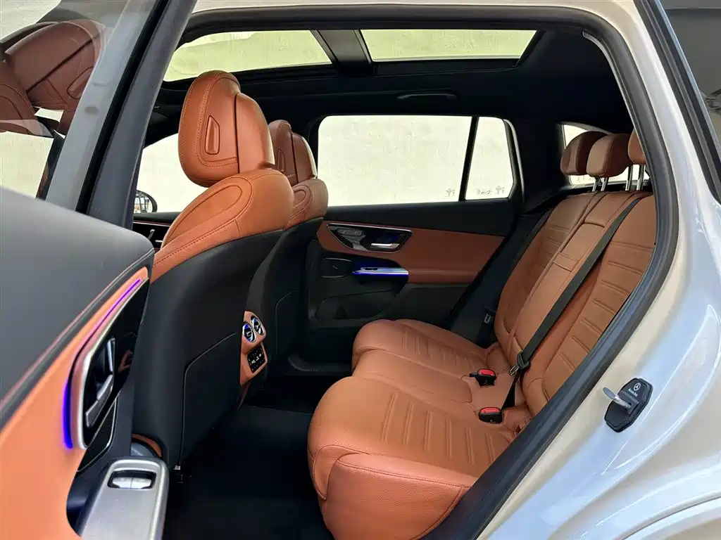 Mercedes-Benz GLC 2024 Facelift GLC 300 L 4MATIC Sport 5-seater фото 10