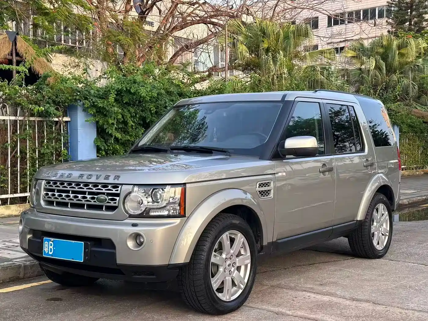 Land Rover Discovery 2009 2010 3.0TDV6 HSE Diesel