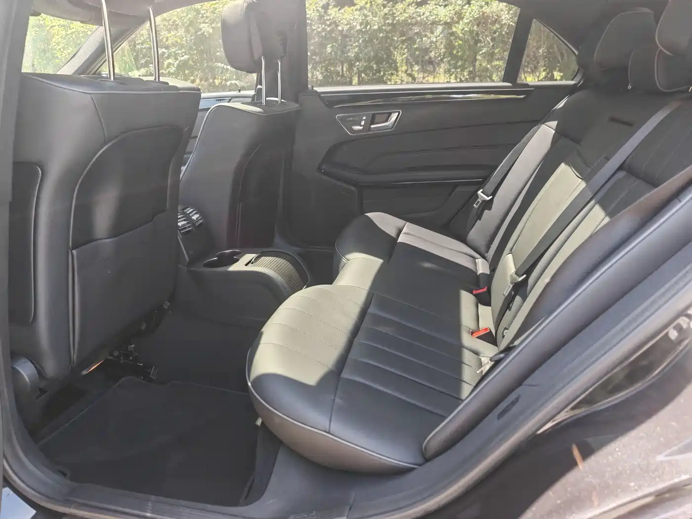 Mercedes-Benz E-Class 2015 Facelift E 260 L Sport фото 10