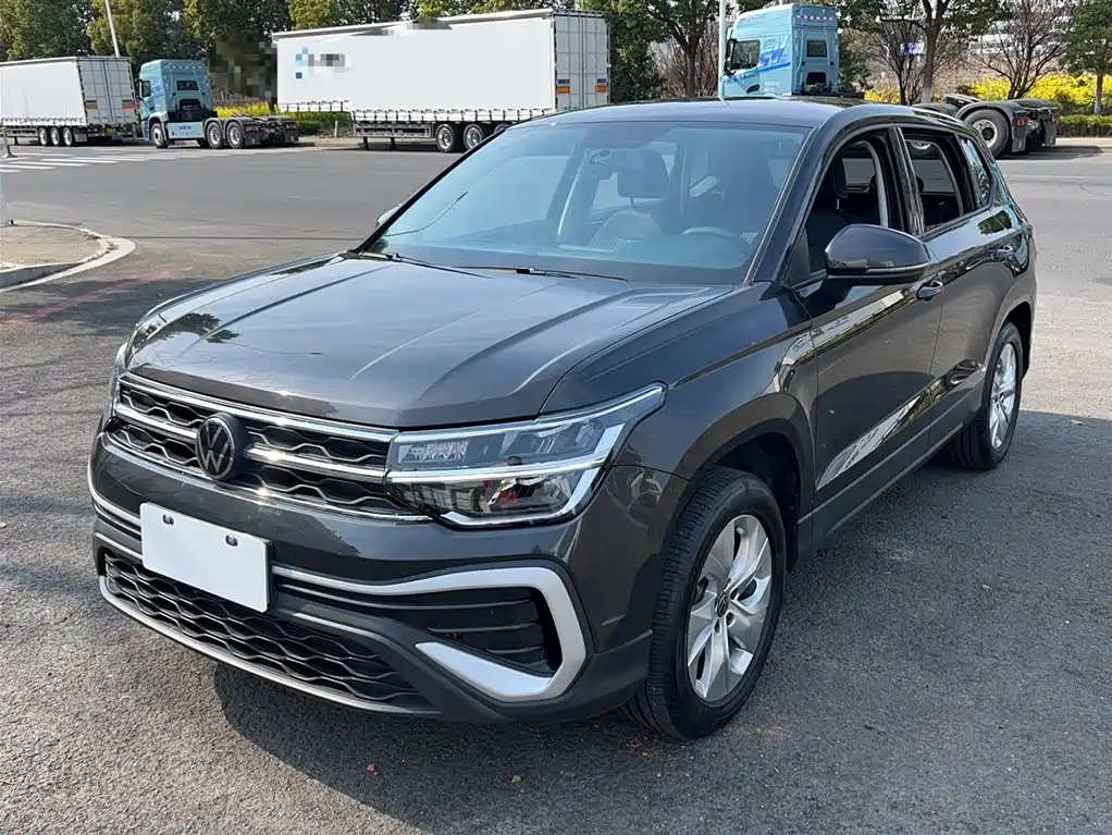 Volkswagen Tharu 2024 300TSI 2WD New Moon Edition