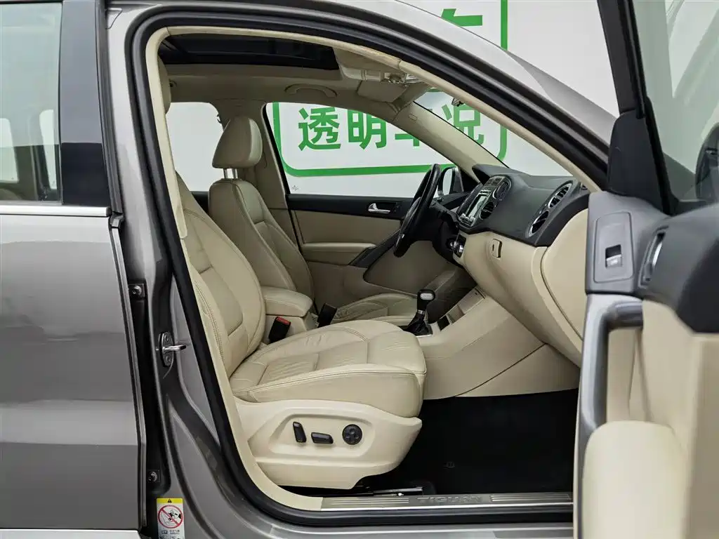 Volkswagen Tiguan 2010 2.0TSI Automatic 4WD Elite фото 23