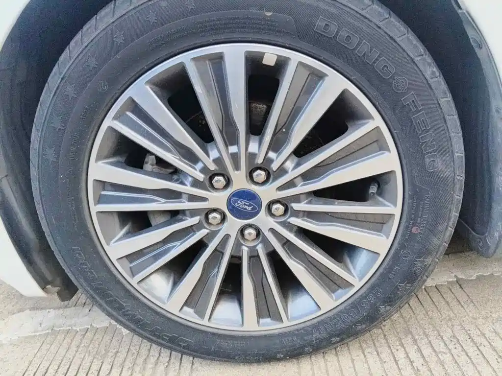 Фото 7 - Ford Mondeo