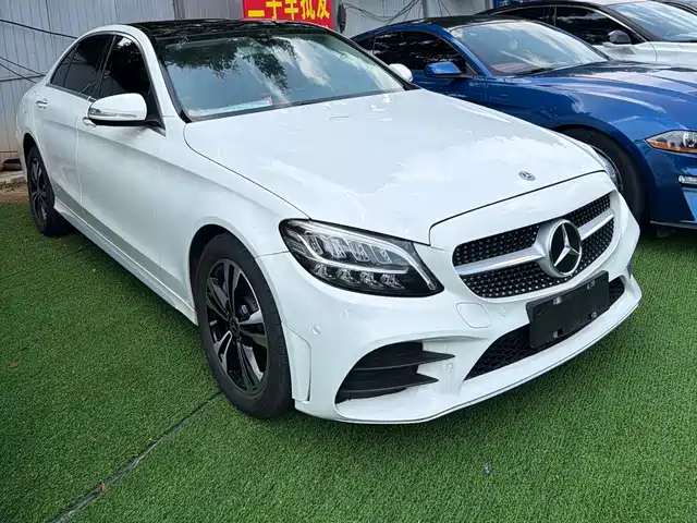 Mercedes-Benz C-Class 2020