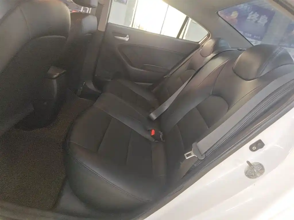 Kia K3 2015 1.6L Automatic GL фото 17