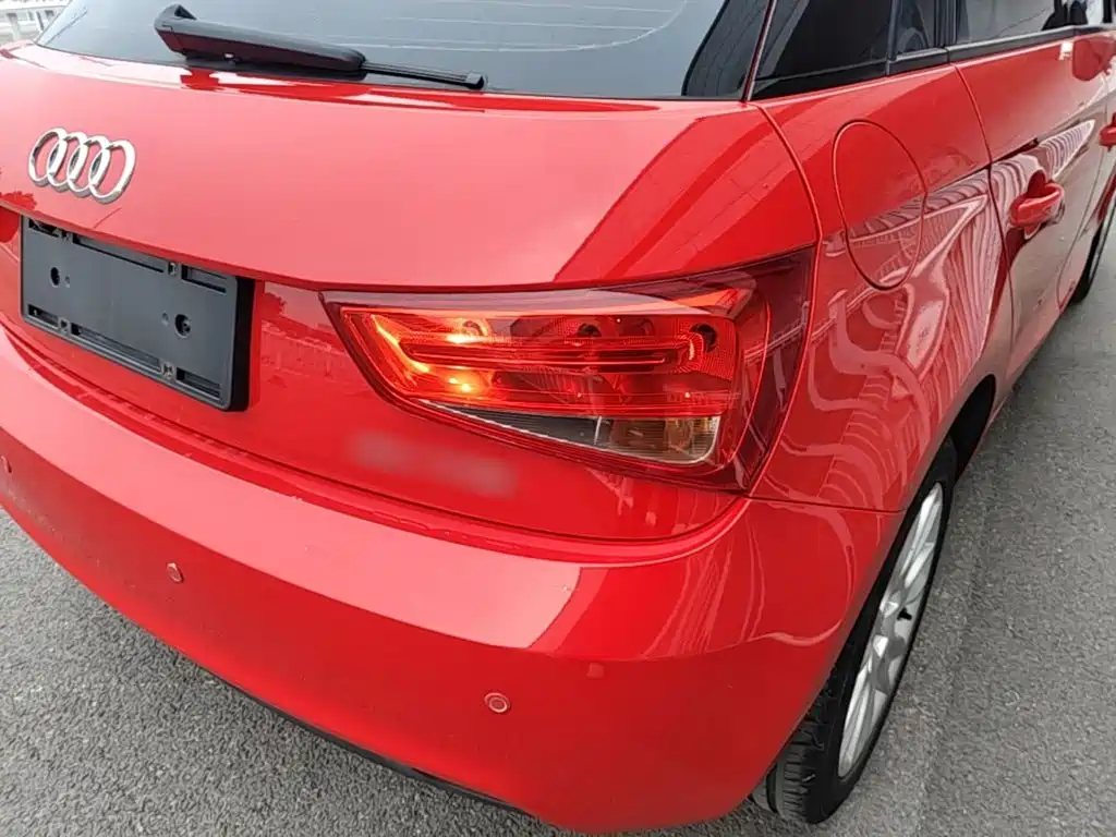 صورة 8 - Audi A1