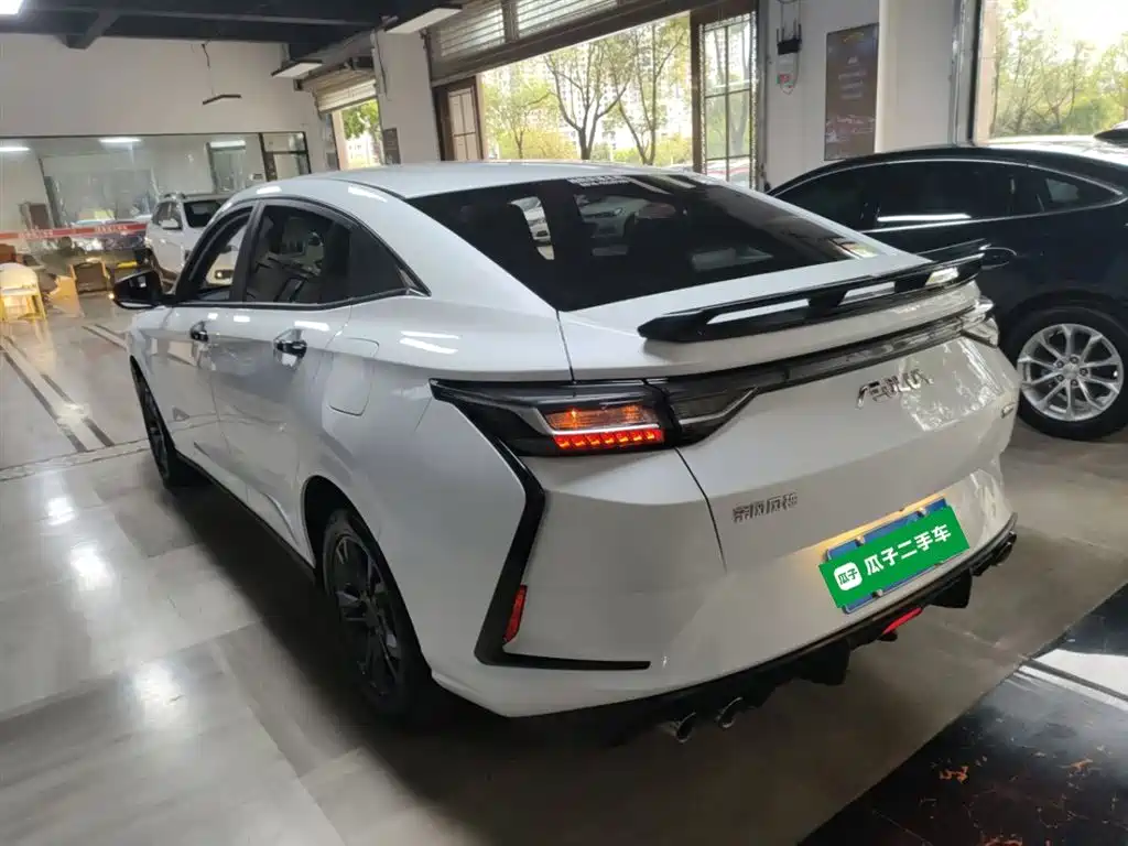 DONGFENG FENGSHEN YI HYUN