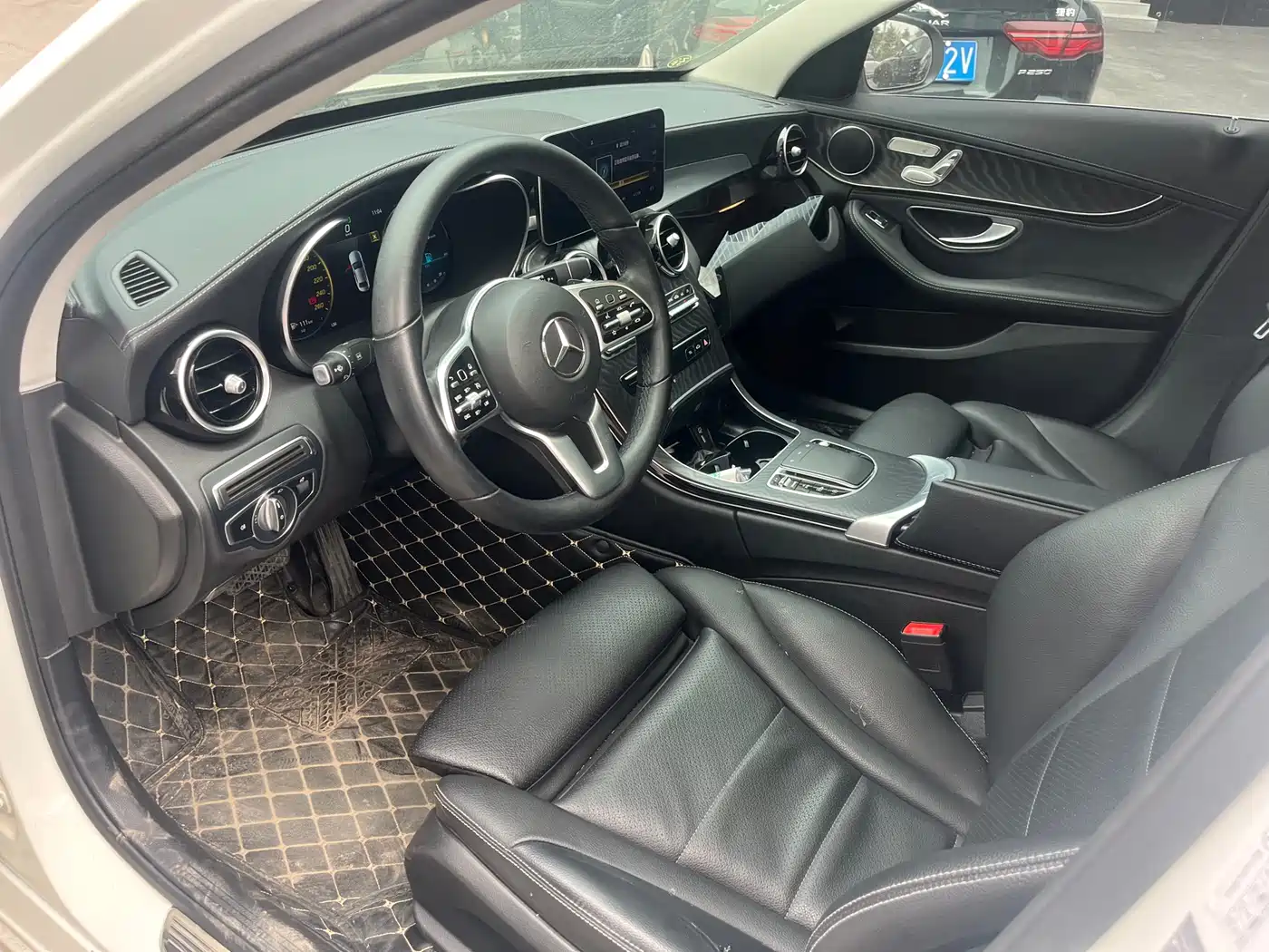 Mercedes-Benz C-Class 2019 C 260 L 4MATIC Sport Edition фото 4