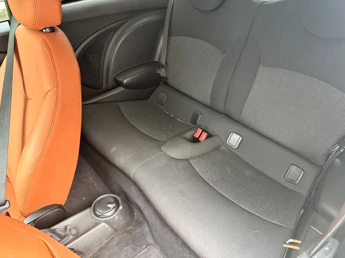 MINI MINI 2013 2013 1.6L ONE Limited Edition Third Version