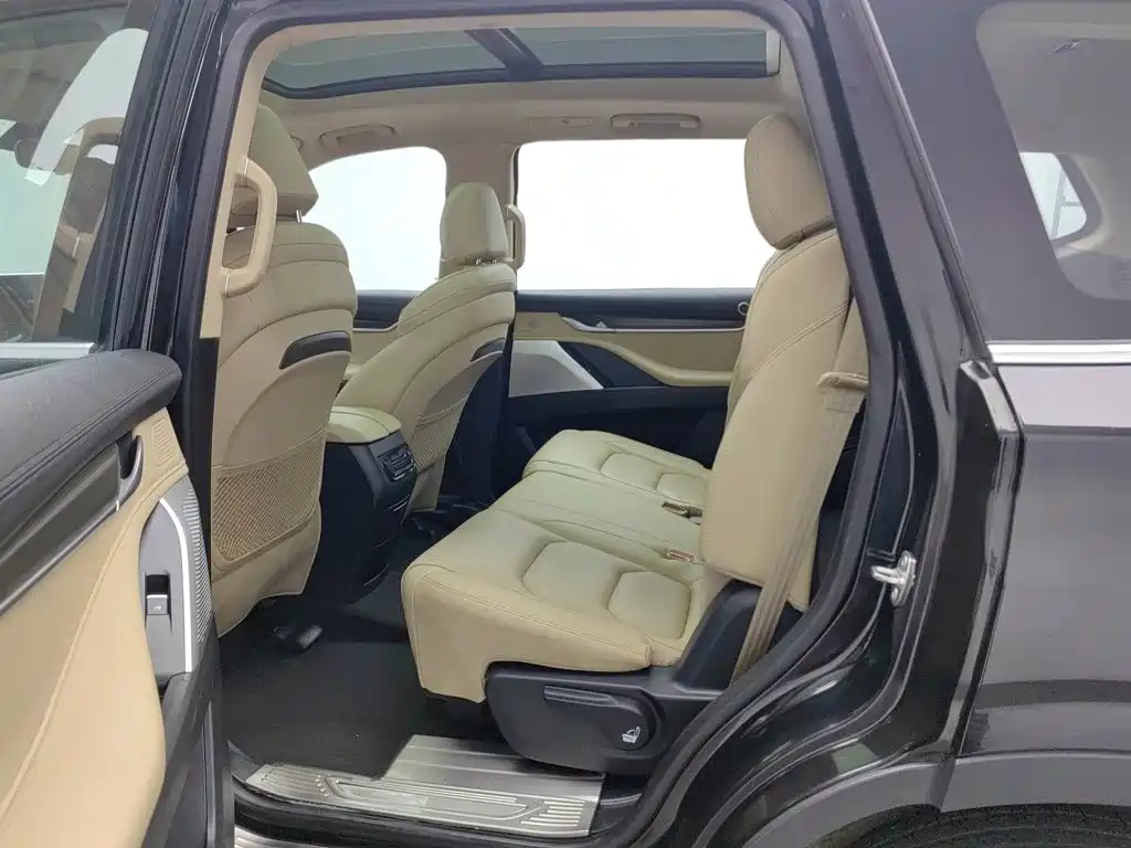SAIC Maxus D90 2019 2017 2.0T Automatic 2WD Uranus