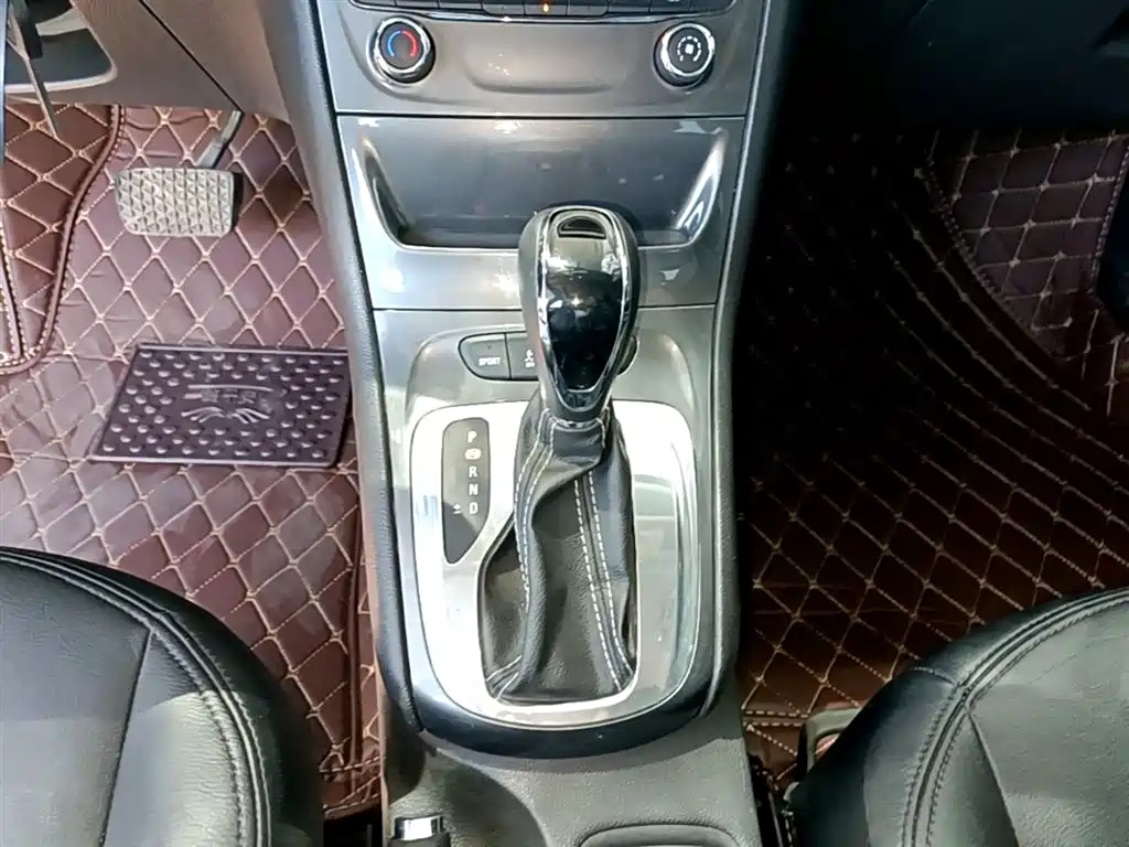 Buick Verano 2019 Hatchback 15S Automatic Progressive фото 14