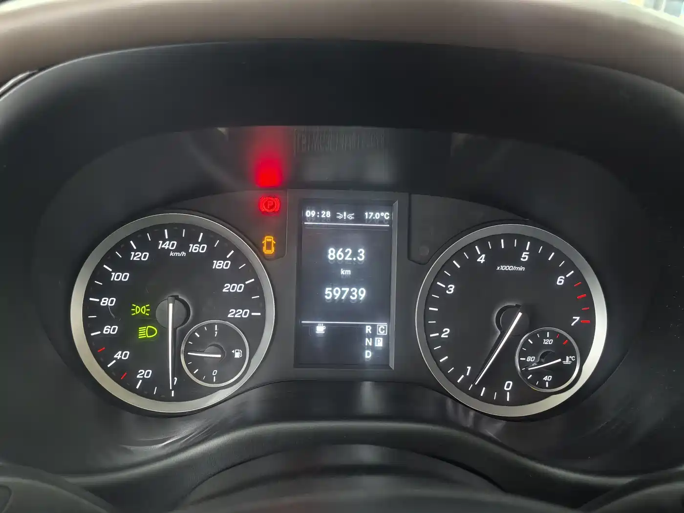 Mercedes-Benz Vito 2021 2.0T Business Edition 7-seater фото 17