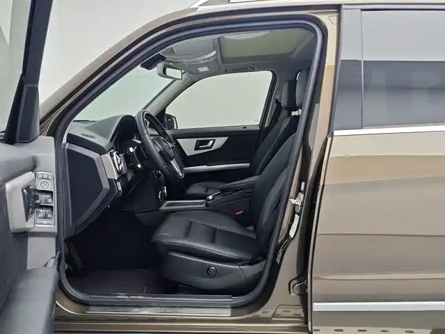 Mercedes-Benz GLK-Class 2013 GLK 300 4MATIC Dynamic Sunroof фото 10