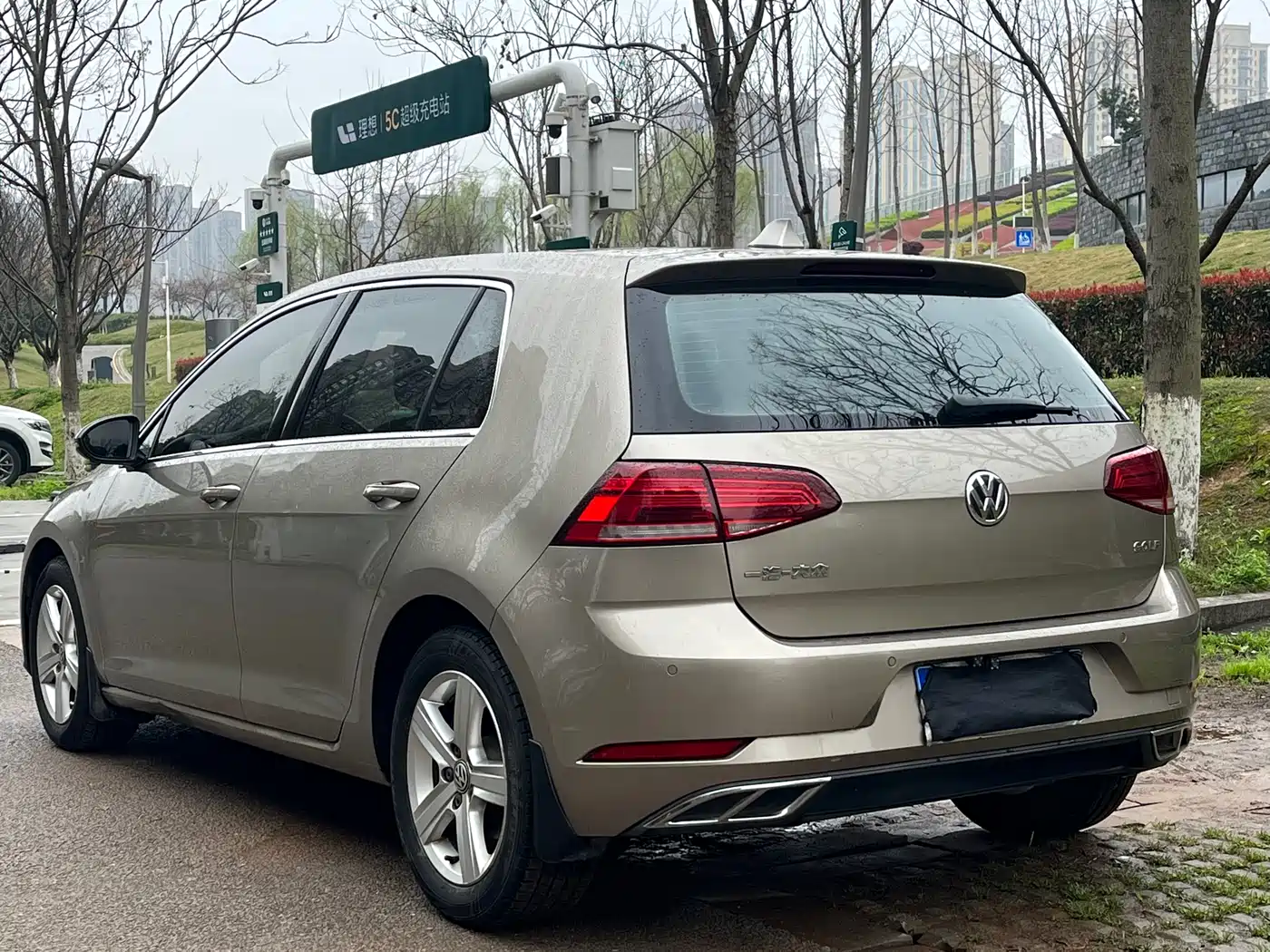 Volkswagen Golf 2018 1.6L Automatic Fashion фото 5
