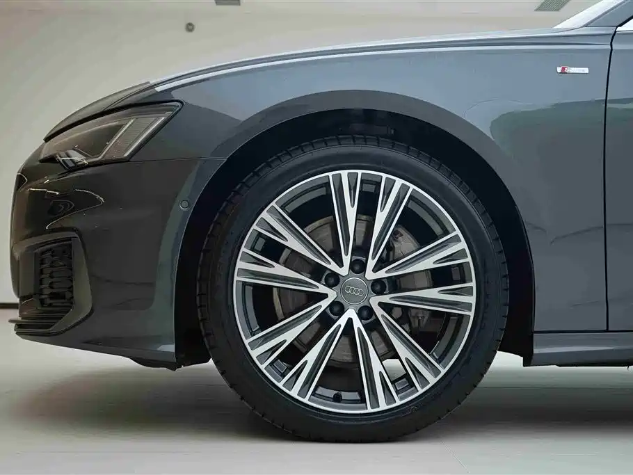 Audi A6L 2019 45 TFSI quattro Exclusive Dynamic фото 15