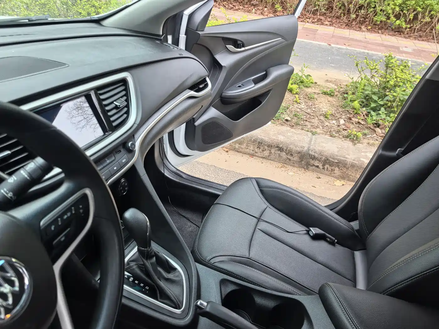 Buick Excelle 2022 2021 Exemplar 1.5L Auto Elite