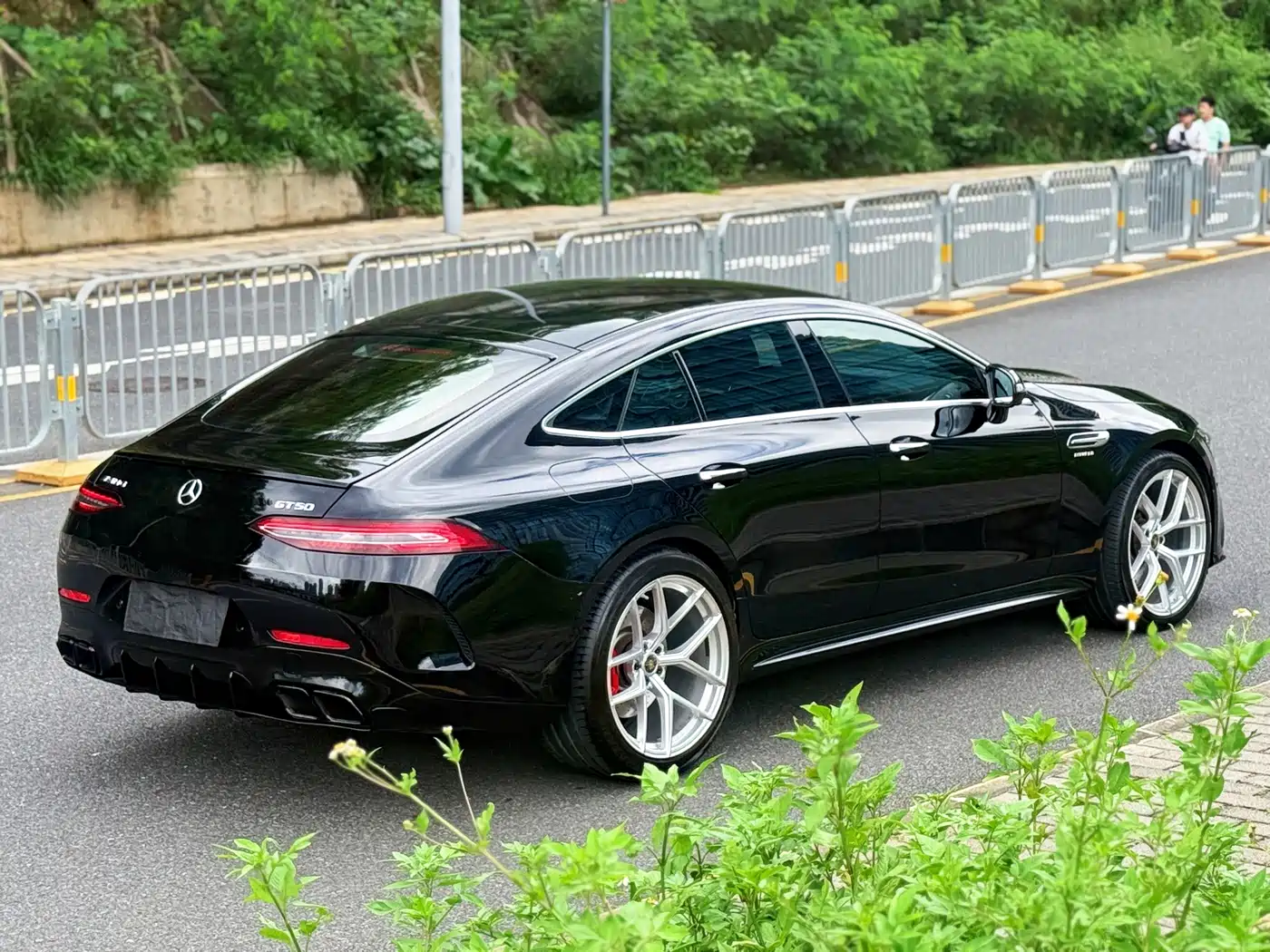 Photo 15 - Mercedes-Benz AMG GT