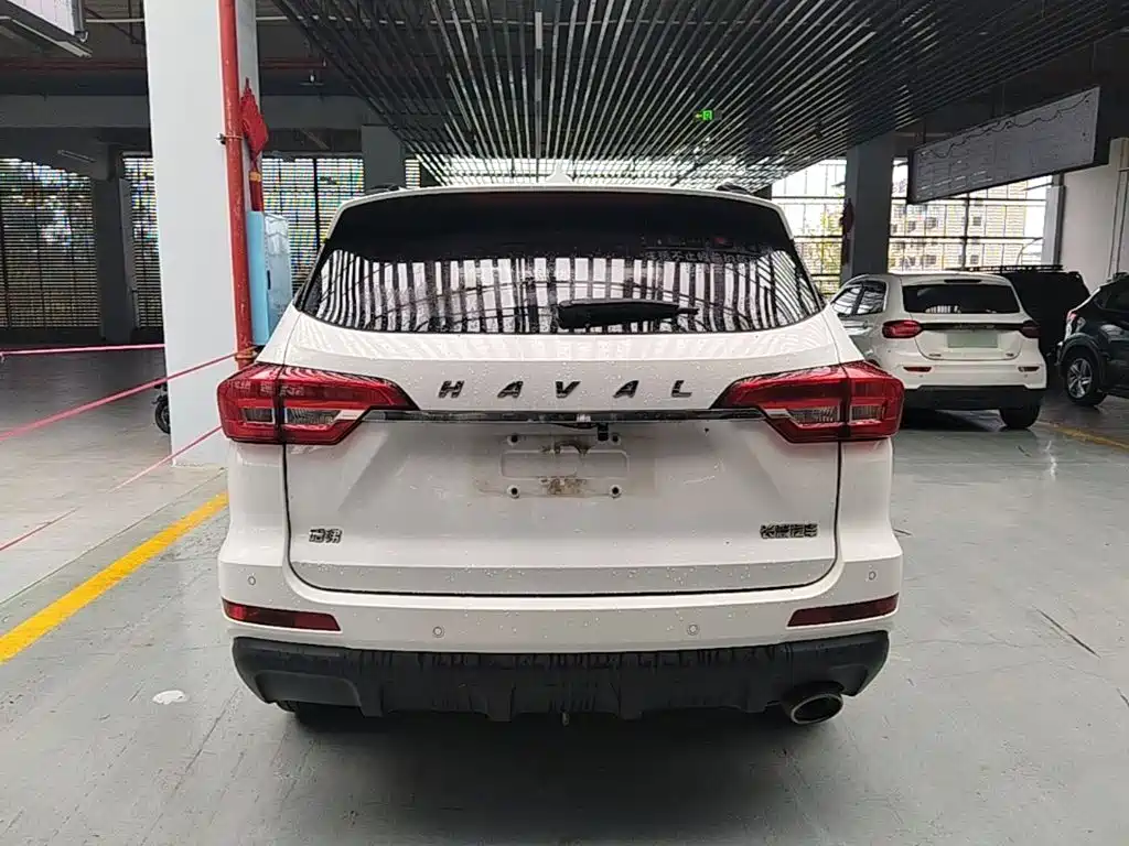 Фото 6 - Haval M6