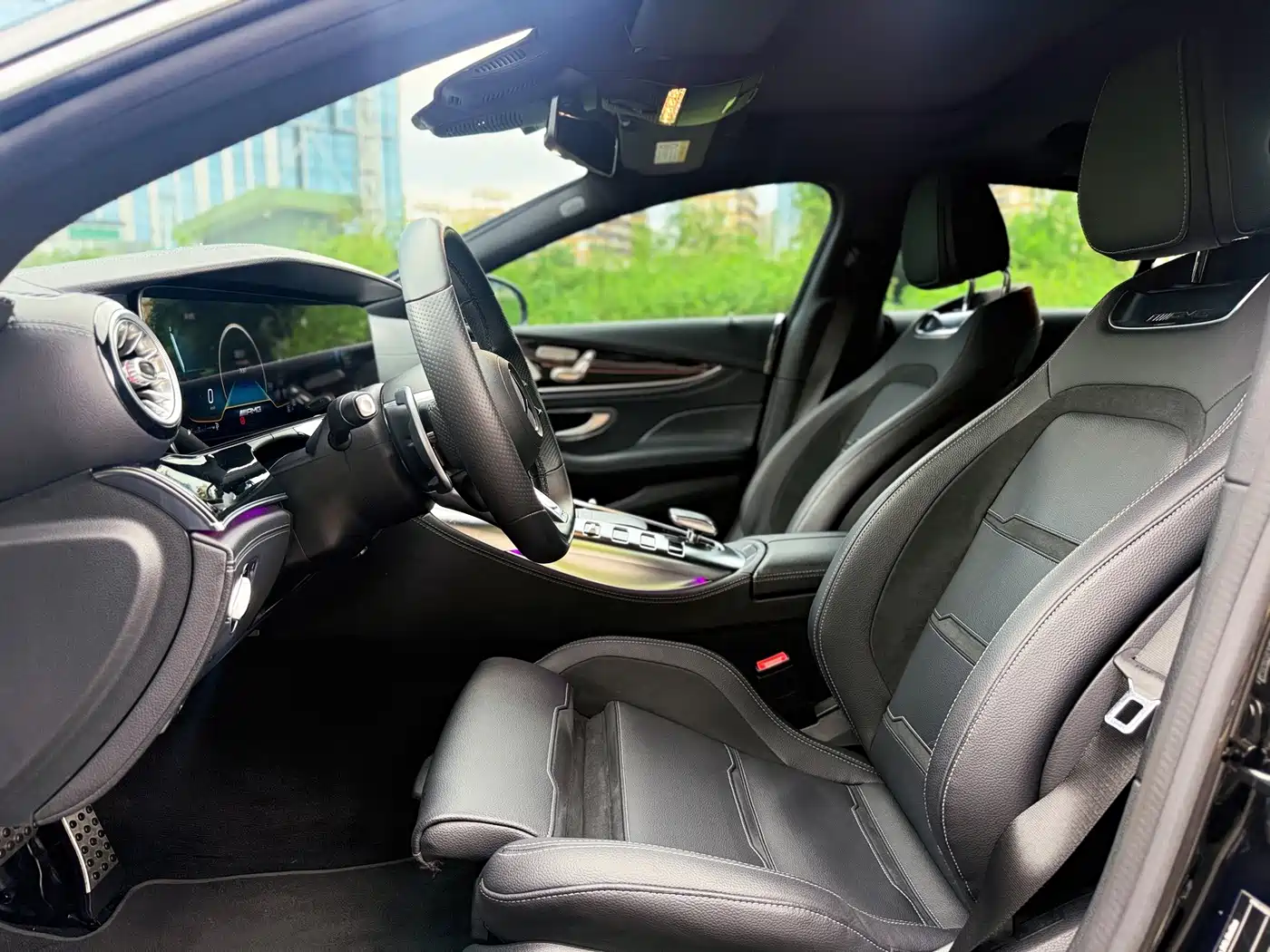 Photo 5 - Mercedes-Benz AMG GT