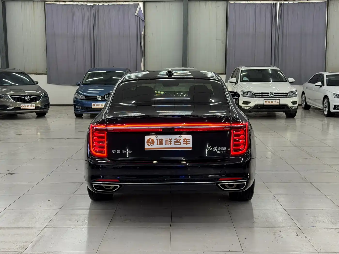 Hongqi H9 2023 Model 2.0T Smart Connect Flagship Edition фото 10