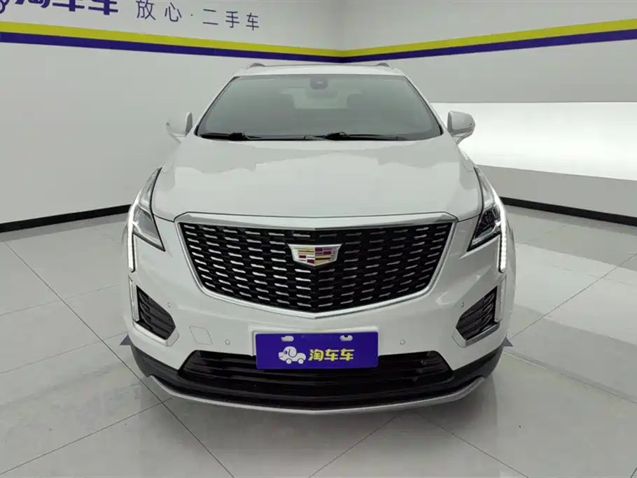 Cadillac XT5 2022 2.0T 2WD Luxury фото 2