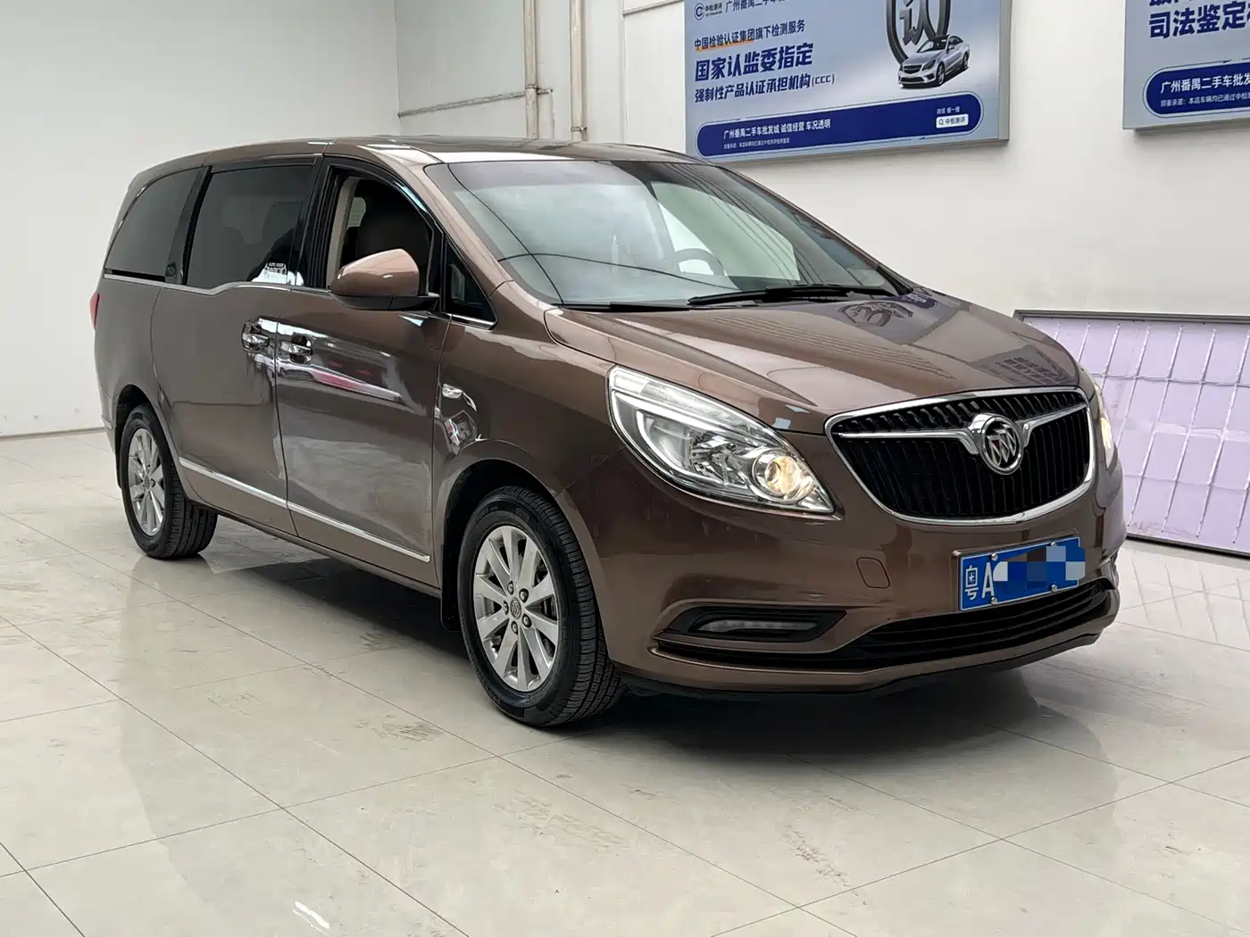 Buick GL8 2018 28T Luxury Model China VI фото 3