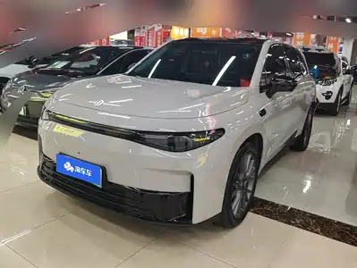Leapmotor C10