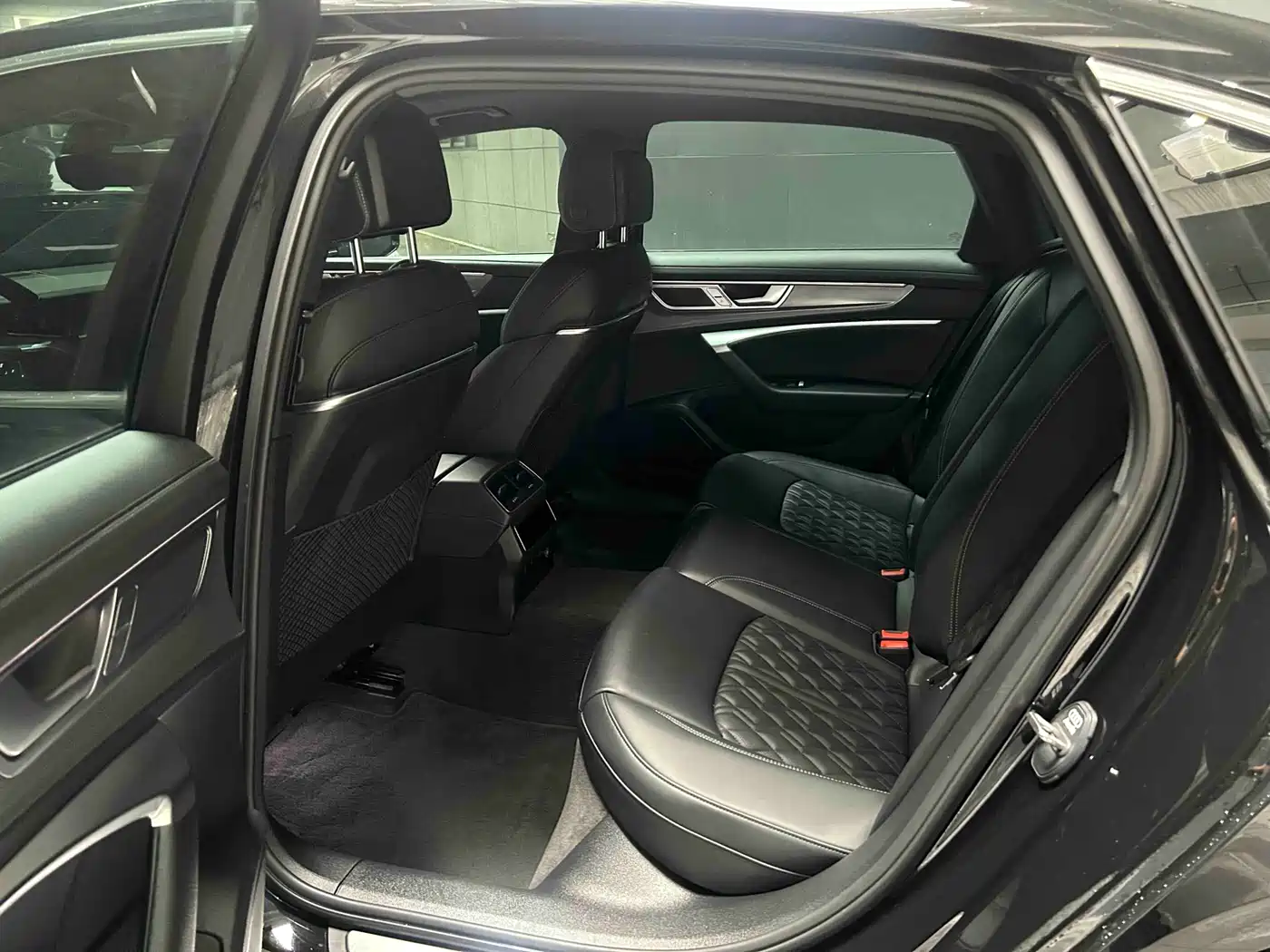 Audi A6L 2025 45 TFSI Premium Sport фото 5