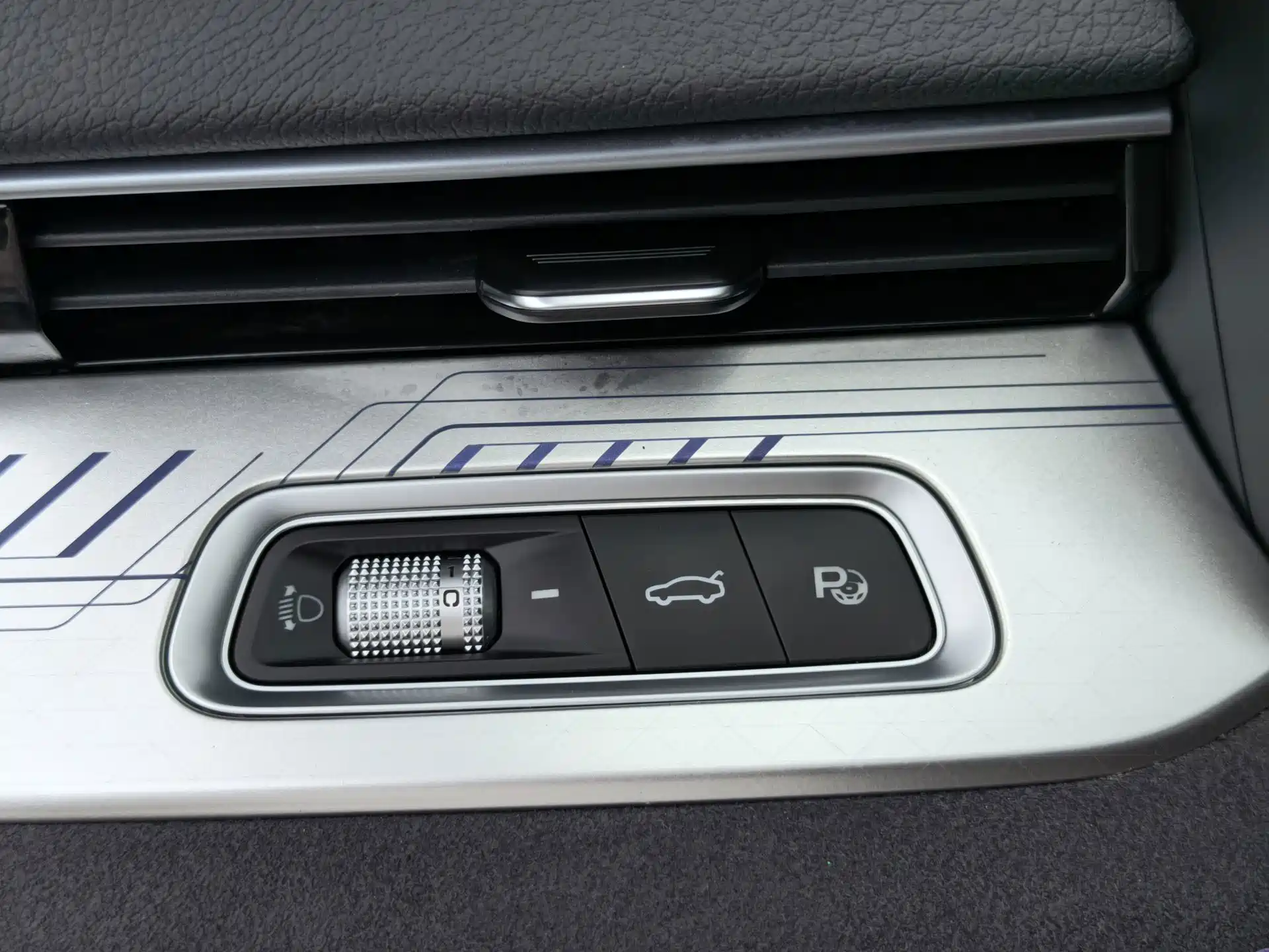 Фото 14 - Geely Preface