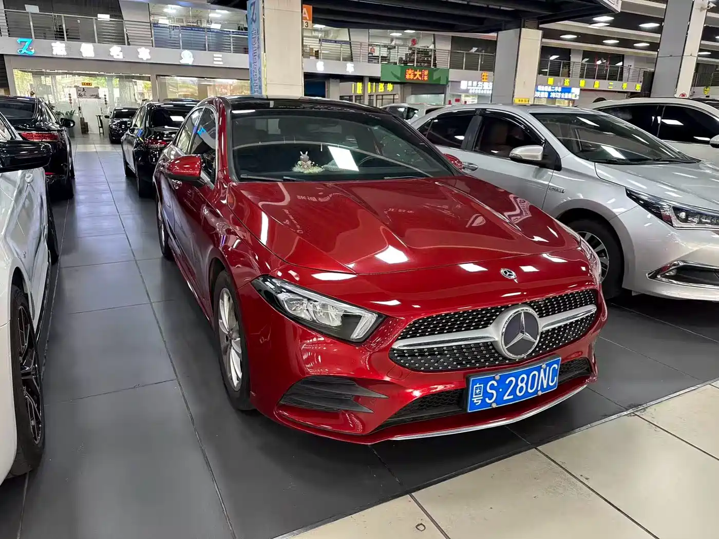 Mercedes-Benz A-Class 2019 A 200 L Sport Sedan фото 17