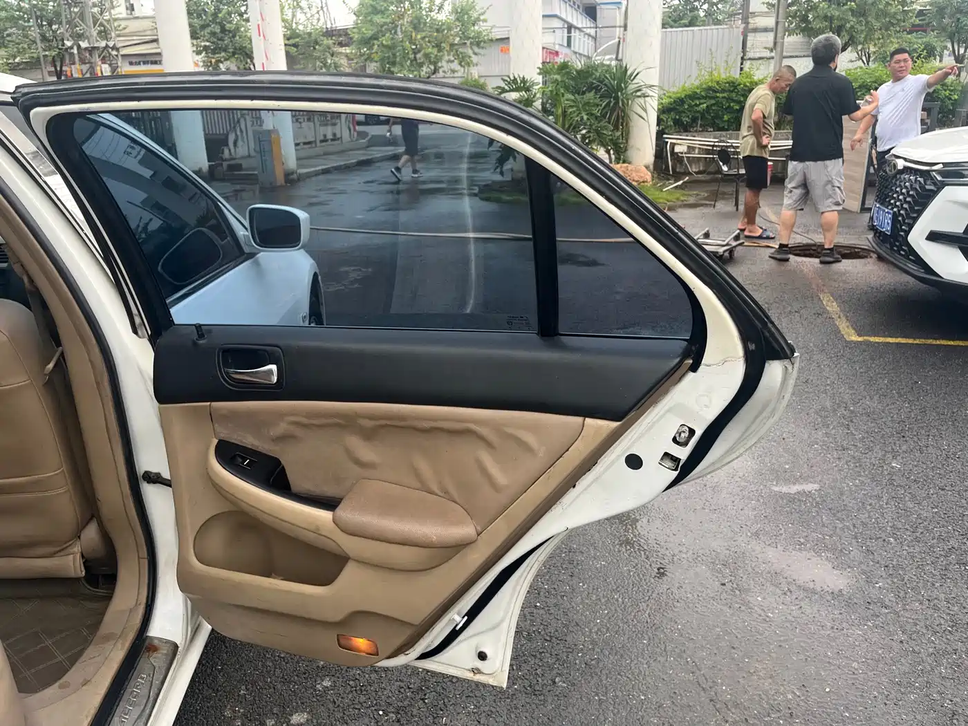 Honda Accord 2004 2004 2.0L