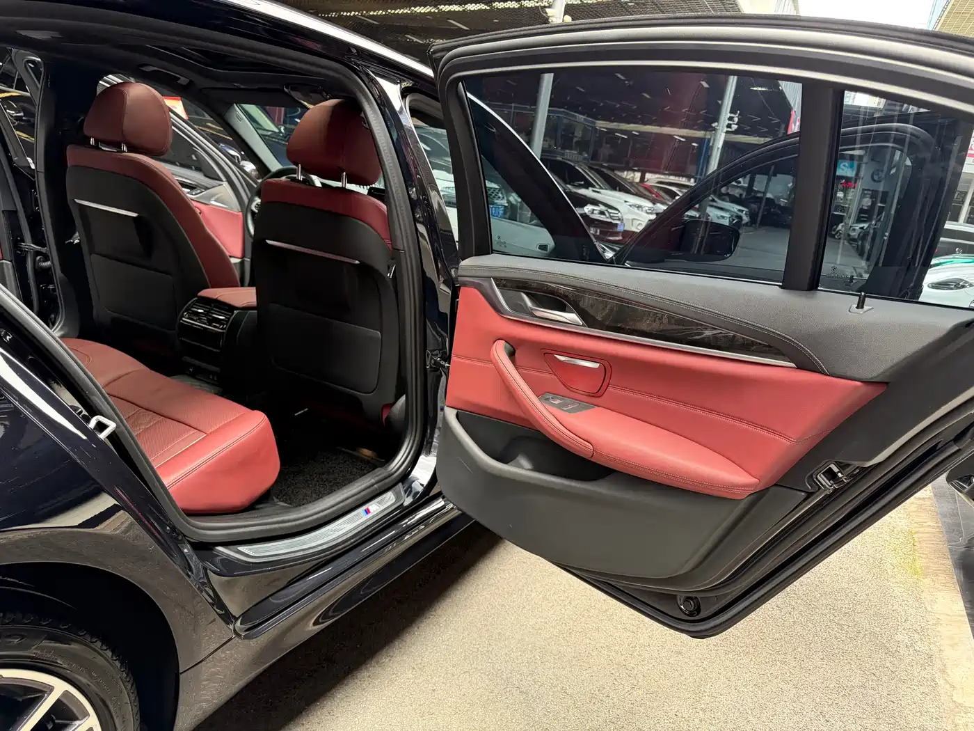 BMW 5 Series 2022 Model Second Facelift 530Li Leading M Sport Package фото 26