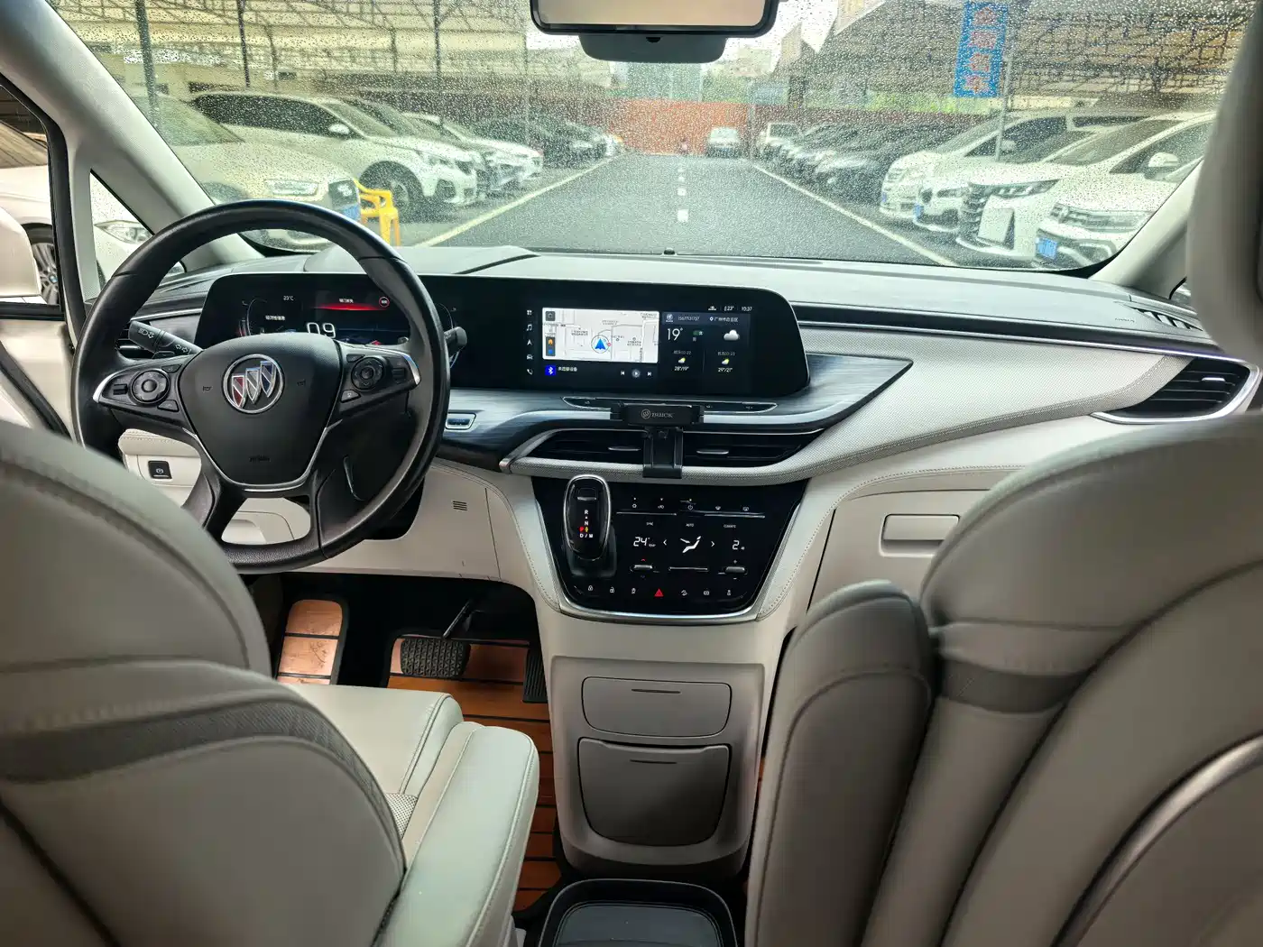 Buick GL8 2023 ES Landmaster Exclusive Harmony Edition фото 9