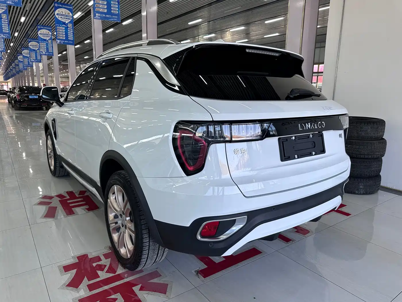 Lynk & Co 01 2017 2.0T 2WD Pro Version фото 4