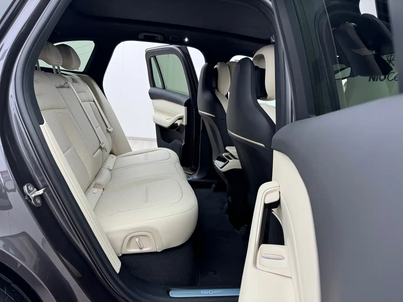 NIO NIO ES6