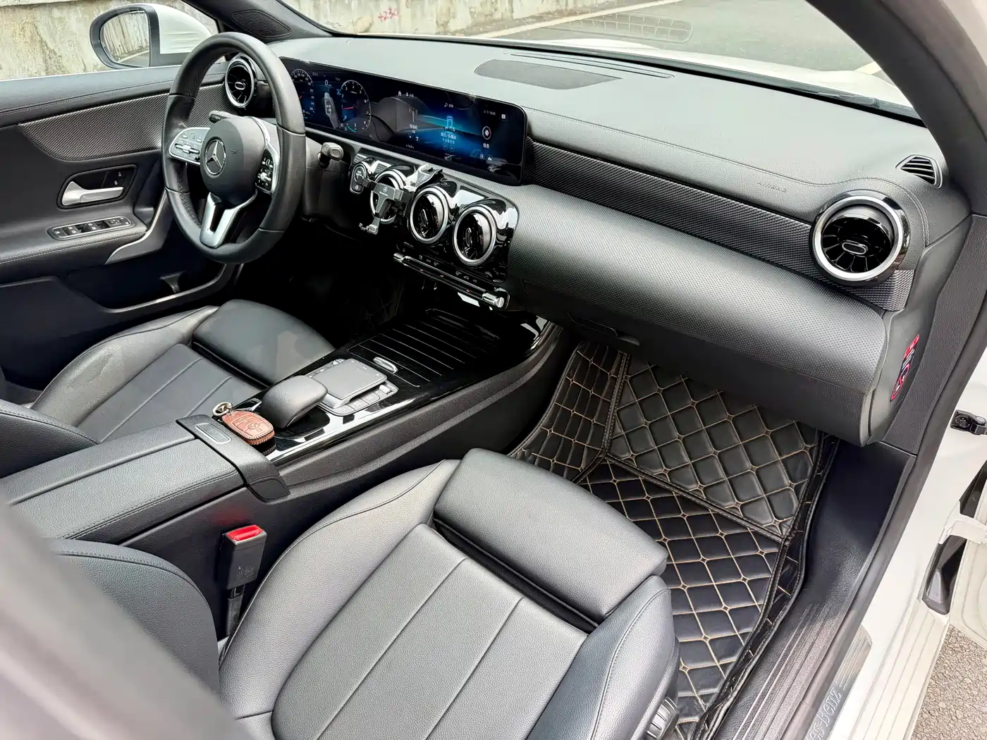Mercedes-Benz A-Class 2020 Model Facelift A 180 L фото 22