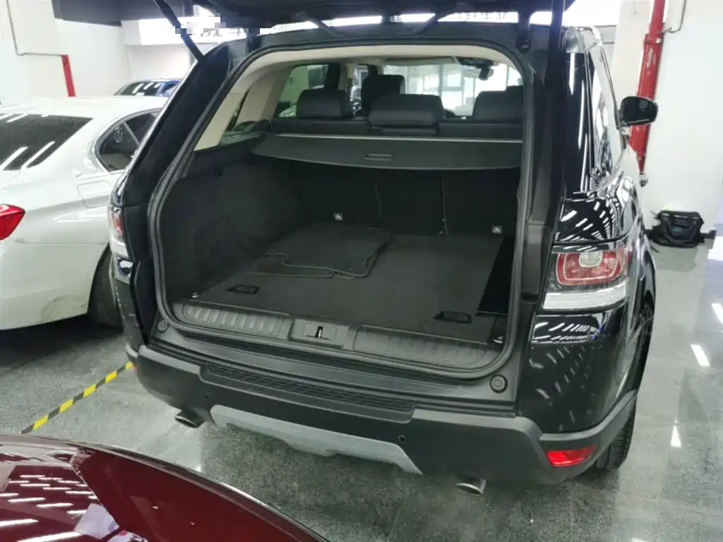 Land Rover Range Rover Sport 2017 3.0 SC V6 HSE фото 19