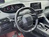 Photo 9 - Peugeot 5008
