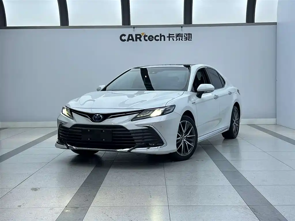Toyota Camry 2023 Hybrid 2.5HG Luxury Edition
