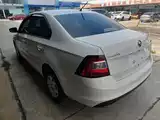 Фото 5 - Škoda Rapid
