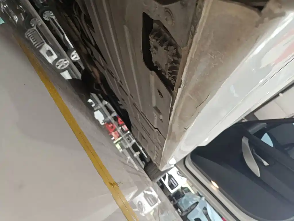 Фото 21 - BMW 3 Series