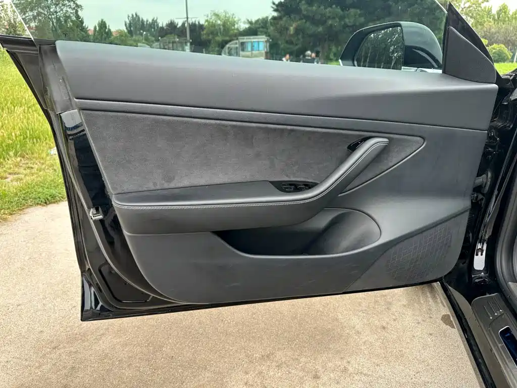 Tesla Model 3 2020 2020 Standard Range Rear-Wheel Drive Upgrade