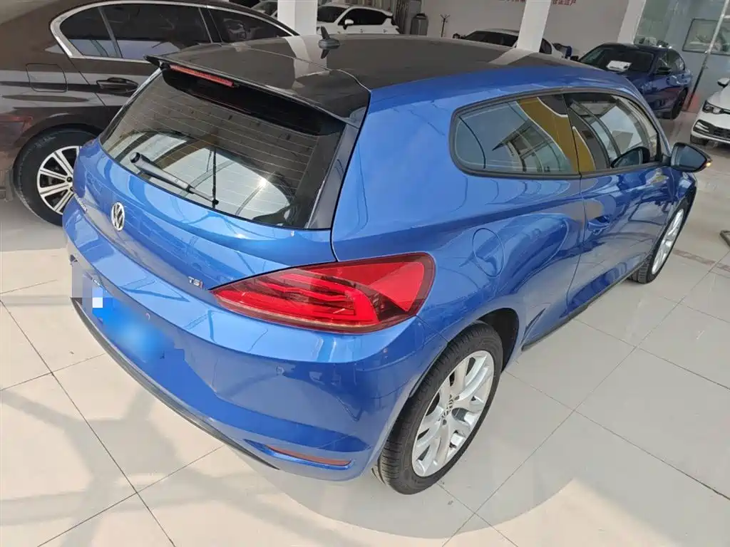 Volkswagen Scirocco 2015 1.4TSI Trend Edition фото 7