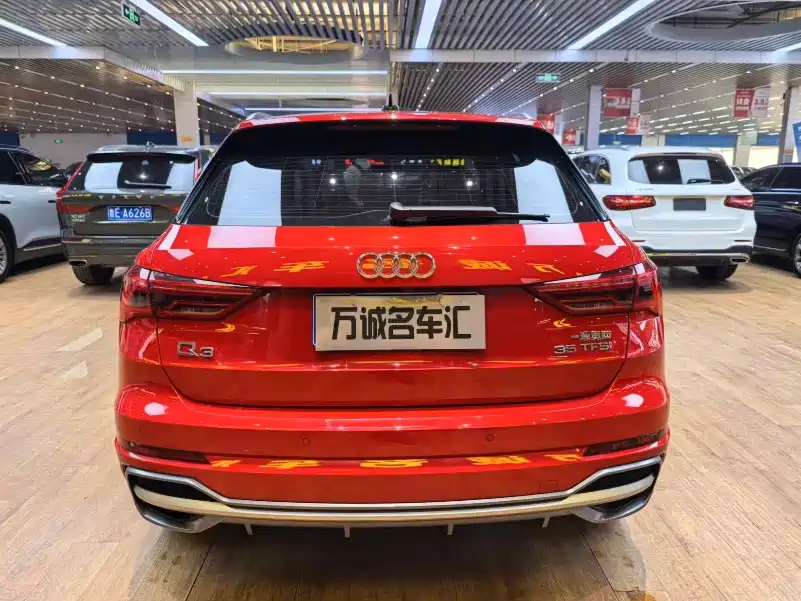 Audi Q3 2023 35 TFSI Fashion Dynamic Model (1.5T) фото 19