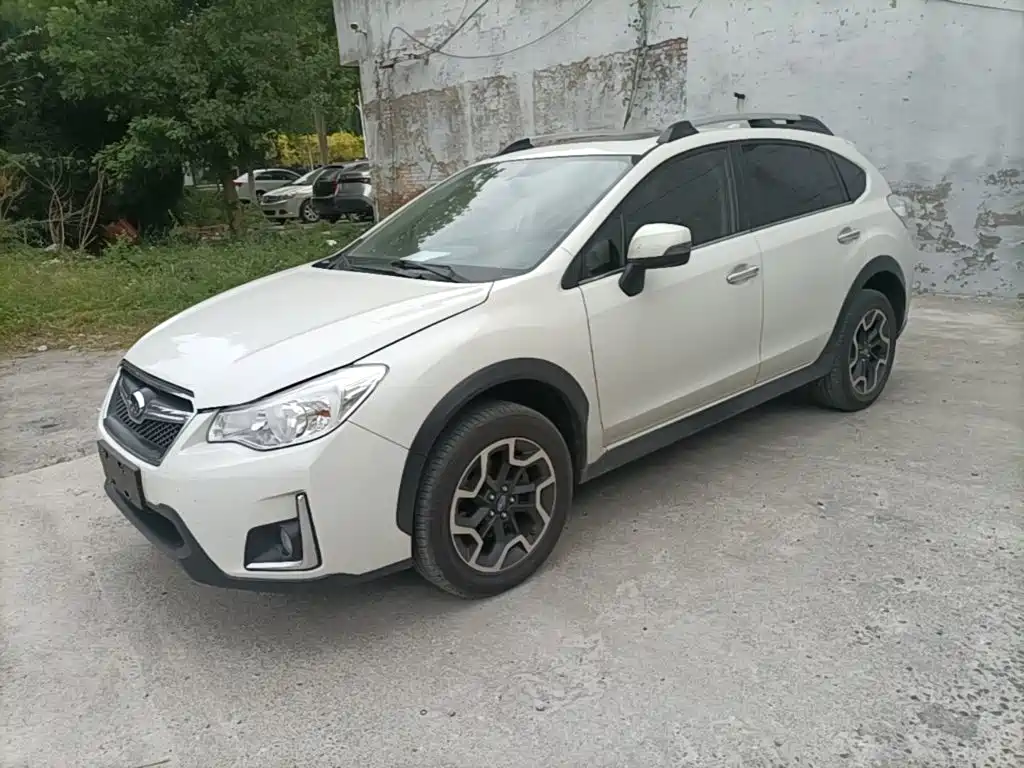 Subaru XV 2017 2016 Model 2.0i Comfort Navigation Edition