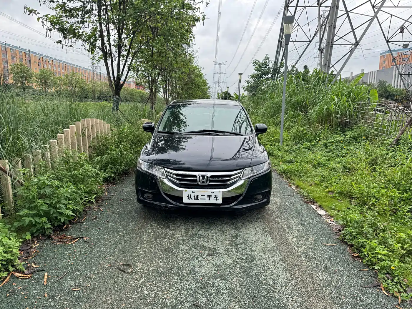 Фото 2 - Honda Odyssey