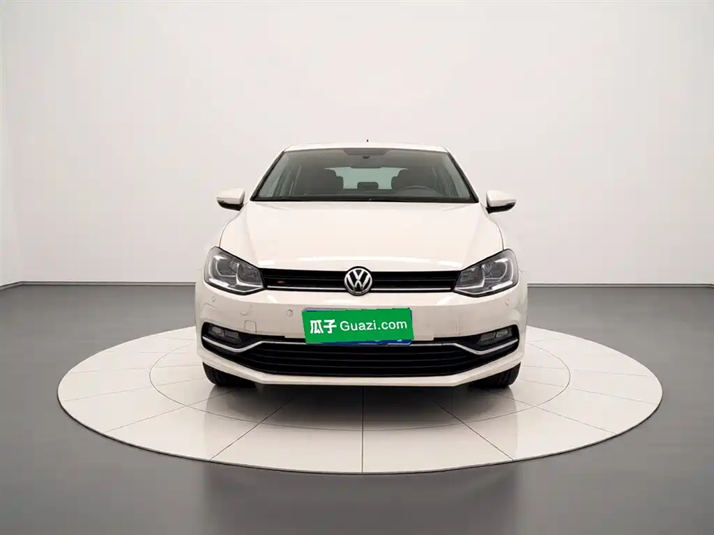 Volkswagen Polo 2016 1.6L Automatic Comfort фото 3