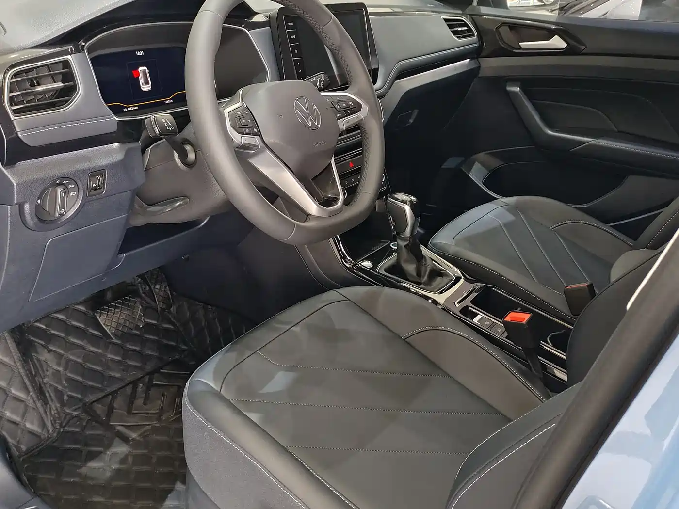 Volkswagen Tharu 2025 New Edge 300TSI Enjoyment Edition фото 4